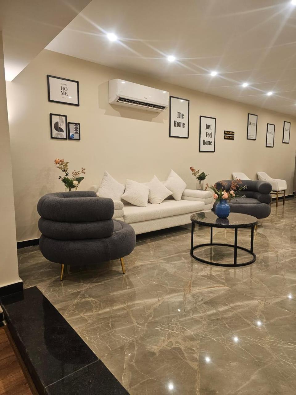 The Home Boutique Hotel Pyramids Inn Kafret el-Gabal Exterior foto